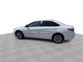 Thumbnail of 2016 Super White Toyota Camry