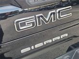 Thumbnail of 2022 Onyx Black GMC Sierra 1500