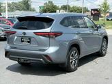 Thumbnail of 2022 Moon Dust Toyota Highlander