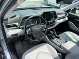 Thumbnail of 2022 Moon Dust Toyota Highlander