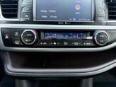 Thumbnail of 2015 Attitude Black Metallic Toyota Highlander