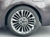 Thumbnail of 2017 Granite Brown Kia Cadenza