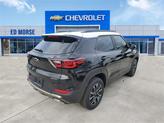 Thumbnail of 2025 Mosaic Black Metallic Chevrolet Trailblazer