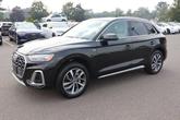 Photo of 2022 Mythos Black Metallic Audi Q5