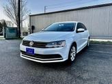 Thumbnail of 2017 White Silver Metallic Volkswagen Jetta