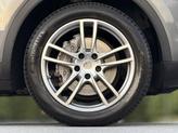Thumbnail of 2020 Quartzite Grey Metallic Porsche Cayenne