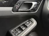 Thumbnail of 2017 Rhodium Silver Metallic Porsche Macan
