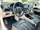 Thumbnail of 2023 Granite Crystal Clearcoat Metallic Chrysler Pacifica