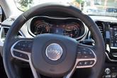 Thumbnail of 2022 Diamond Black Crystal Pearlcoat Jeep Cherokee
