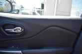 Thumbnail of 2022 Diamond Black Crystal Pearlcoat Jeep Cherokee