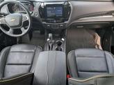 Thumbnail of 2022 Iridescent Pearl Tricoat Chevrolet Traverse