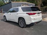 Thumbnail of 2022 Iridescent Pearl Tricoat Chevrolet Traverse