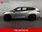 Thumbnail of 2022 Celestial Silver Toyota Highlander Hybrid