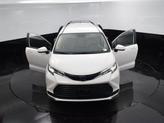 Thumbnail of 2023 Ice Cap Toyota Sienna