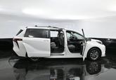 Thumbnail of 2023 Ice Cap Toyota Sienna