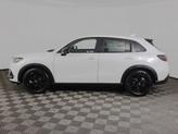 Thumbnail of 2026 Platinum White Pearl Honda HR-V