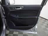 Thumbnail of 2022 Iconic Silver Metallic Ford Edge