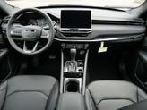 Thumbnail of 2026 silver zynith metallic clearcoat Jeep Compass