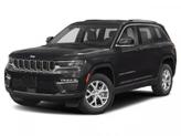 Photo of 2023 Diamond Black Crystal Pearlcoat Jeep Grand Cherokee