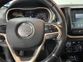 Thumbnail of 2018 Diamond Black Jeep Cherokee
