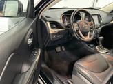 Thumbnail of 2018 Diamond Black Jeep Cherokee