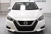 Thumbnail of 2022 Aspen White Tricoat Nissan Versa