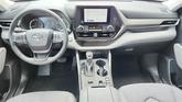 Thumbnail of 2023 Celestial Silver Metallic Toyota Highlander