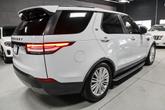 Thumbnail of 2018 Fuji White Land Rover Discovery