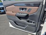 Thumbnail of 2025 Platinum White Pearl Honda Pilot