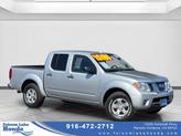 Photo of 2013 Brilliant Silver Nissan Frontier