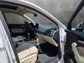 Thumbnail of 2025 Glacier White Metallic Audi Q5