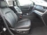 Thumbnail of 2022 Diamond Black Crystal Pearlcoat Jeep Grand Cherokee