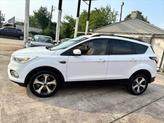 Thumbnail of 2017 White Ford Escape