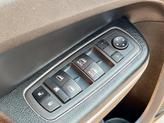 Thumbnail of 2022 Bright White Clearcoat Chrysler 300