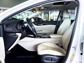 Thumbnail of 2019 White Frost Tri-Coat Buick Regal Sportback