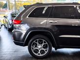 Thumbnail of 2019 Granite Crystal Clearcoat Metallic Jeep Grand Cherokee