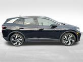 Thumbnail of 2025 Deep Black Pearl Effect Volkswagen ID.4