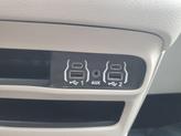 Thumbnail of 2023 Bright White Clearcoat Chrysler Pacifica