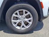 Thumbnail of 2022 Bright White Clearcoat Jeep Grand Cherokee L