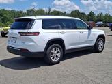 Thumbnail of 2022 Bright White Clearcoat Jeep Grand Cherokee L