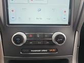 Thumbnail of 2022 Oxford White Ford Edge