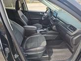 Thumbnail of 2022 Agate Black Metallic Ford Escape
