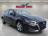 Thumbnail of 2025 Black Nissan Altima