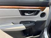 Thumbnail of 2020 Lunar Silver Metallic Honda CR-V