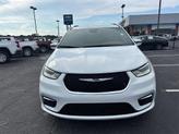 Thumbnail of 2021 Bright White Clearcoat Chrysler Pacifica