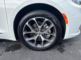 Thumbnail of 2021 Bright White Clearcoat Chrysler Pacifica