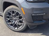 Thumbnail of 2025 Baltic Gray Metallic Clearcoat Jeep Grand Cherokee L