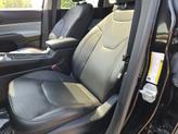 Thumbnail of 2022 Diamond Black Crystal Pearlcoat Jeep Compass
