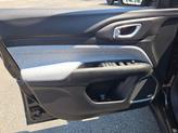 Thumbnail of 2022 Diamond Black Crystal Pearlcoat Jeep Compass
