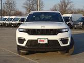Thumbnail of 2025 Bright White Clearcoat Jeep Grand Cherokee